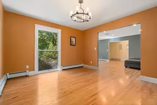 10 Lantern Rd, Framingham, MA 01702 - Photo 13