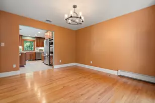 10 Lantern Rd, Framingham, MA 01702 - Photo 11