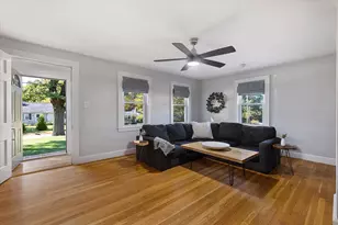 60 Mt Pleasant St, Milford, MA 01757 - Photo 17