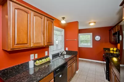40 Fairfield Ave, Holyoke, MA 01040 - Photo 25