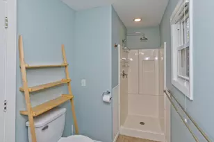 40 Fairfield Ave, Holyoke, MA 01040 - Photo 29
