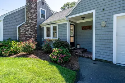 11 Captain Prestons Rd, Dennis, MA 02638 - Photo 9