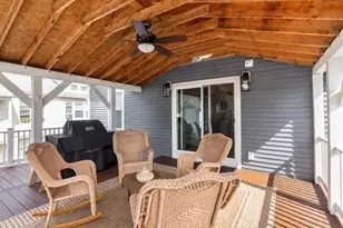 1705 Northampton St, Holyoke, MA 01040 - Photo 27