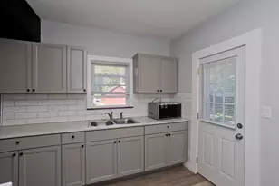 79 Graves St, South Hadley, MA 01075 - Photo 15