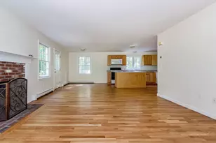 24 Foster St, Mattapoisett, MA 02739 - Photo 3