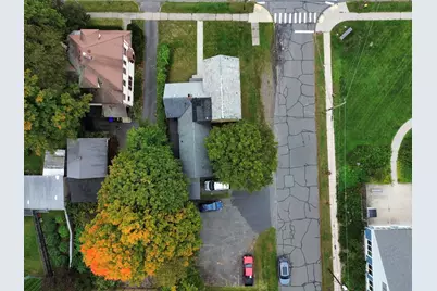 25 Pleasant St, Greenfield, MA 01301 - Photo 7