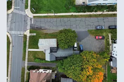 25 Pleasant St, Greenfield, MA 01301 - Photo 29