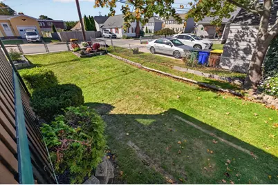 1478 Locust St, Fall River, MA 02723 - Photo 9