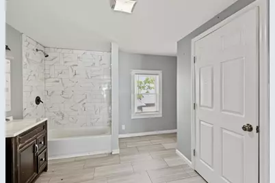 29 Kenwood Park #Floor 2, Springfield, MA 01108 - Photo 15