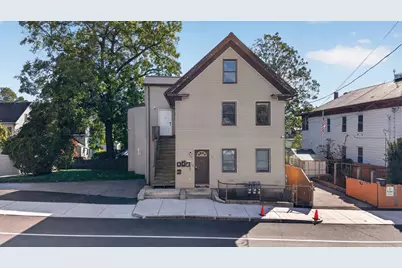 89 Third St, Lowell, MA 01850 - Photo 1