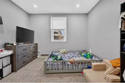89 Third St, Lowell, MA 01850 - Photo 15