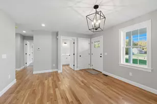 126 Townsend Harbor Rd, Lunenburg, MA 01462 - Photo 7