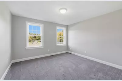 126 Townsend Harbor Rd, Lunenburg, MA 01462 - Photo 27