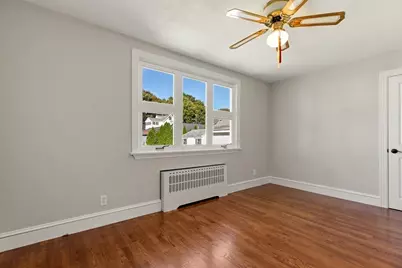 2 Minot St, Wakefield, MA 01880 - Photo 17
