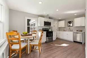 2 Minot St, Wakefield, MA 01880 - Photo 9