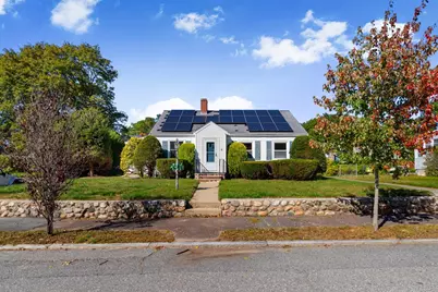 2 Minot St, Wakefield, MA 01880 - Photo 1