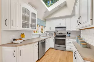 44 Pequot Rd, Wayland, MA 01778 - Photo 5