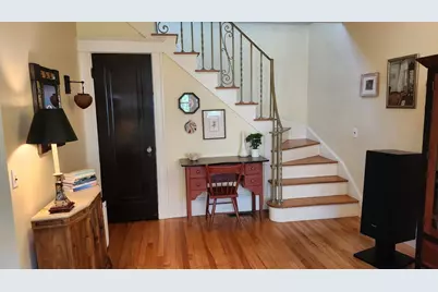 16 Arlington St, Newburyport, MA 01950 - Photo 3