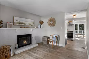 9 Winchester Dr, Falmouth, MA 02536 - Photo 3