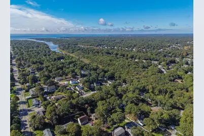 9 Winchester Dr, Falmouth, MA 02536 - Photo 21