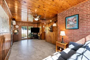 53 Glenwood Dr, Westfield, MA 01085 - Photo 5