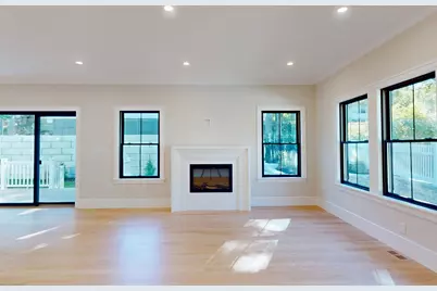 75 Greer St, Waltham, MA 02452 - Photo 9