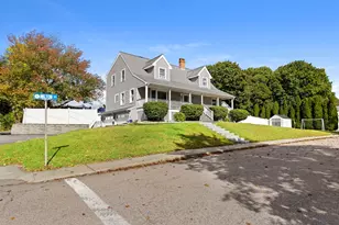 21 Milton St, Blackstone, MA 01504 - Photo 3