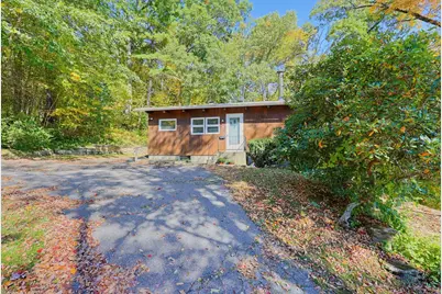 58 Dudley Ave, Northbridge, MA 01588 - Photo 3