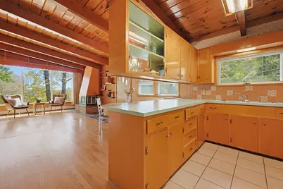 58 Dudley Ave, Northbridge, MA 01588 - Photo 13