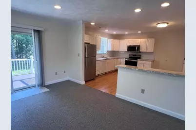 318 South #318, Bedford, MA 01730 - Photo 5