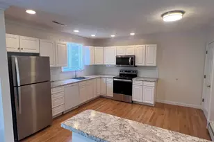 318 S, Bedford, MA 01730 - Photo 3