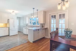 11 Hillview Rd, Holyoke, MA 01040 - Photo 3