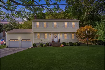 5 Crockett Cir, Hopedale, MA 01747 - Photo 1