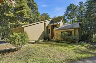 127 Pleasant St, Southampton, MA 01073 - Photo 3