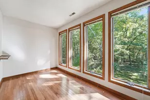 127 Pleasant St, Southampton, MA 01073 - Photo 17