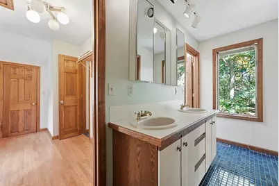 127 Pleasant St, Southampton, MA 01073 - Photo 19