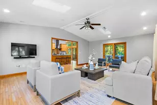 55 Coventry Wood Rd, Bolton, MA 01740 - Photo 3