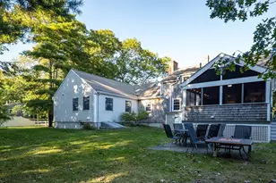 21 Thatcher St, Dartmouth, MA 02748 - Photo 29