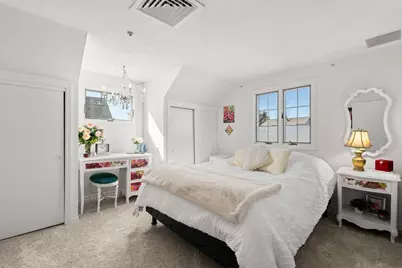 25 Macy St, Quincy, MA 02169 - Photo 13