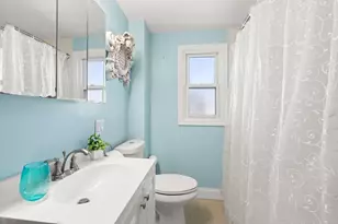 25 Macy St, Quincy, MA 02169 - Photo 19