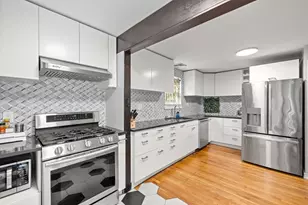 31 Lincoln St, Methuen, MA 01844 - Photo 3
