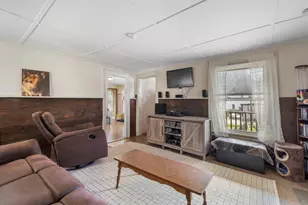 17-19 Whitehall St, Amesbury, MA 01913 - Photo 13