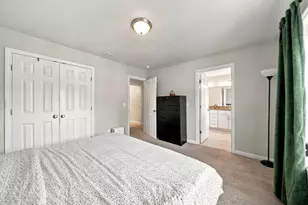 11 Mendon, Attleboro, MA 02780 - Photo 25