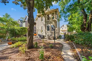 28 Elmwood St, Somerville, MA 02144 - Photo 3