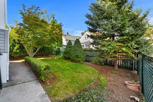 2 Orchard St, Salem, MA 01970 - Photo 35