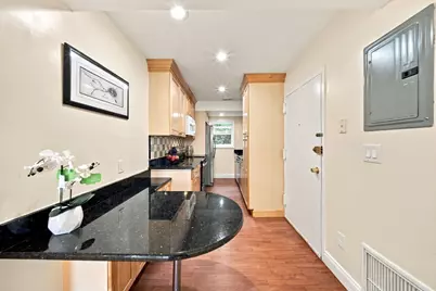 160 Newton St #3, Boston, MA 02135 - Photo 7