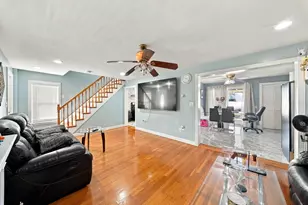 20 Bell St, Quincy, MA 02169 - Photo 5
