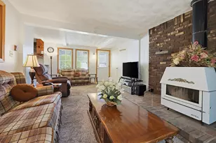 121 Park Cir, Attleboro, MA 02703 - Photo 11