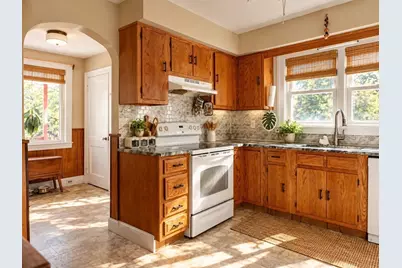 74 Elm St N, Barre, MA 01005 - Photo 7