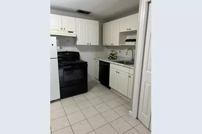 1 Kilby #36, Woburn, MA 01801 - Photo 3